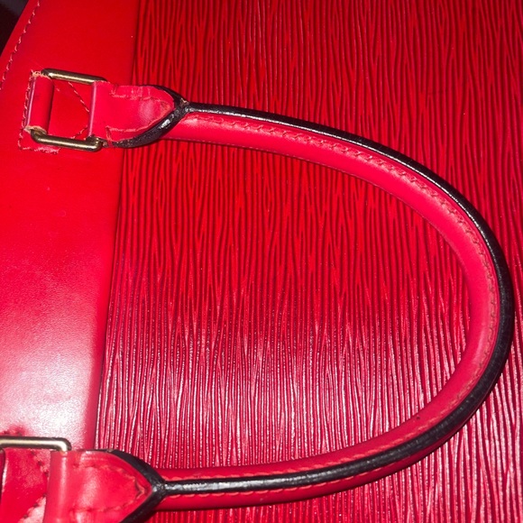 Auth louis Vuitton Epi Riviera
